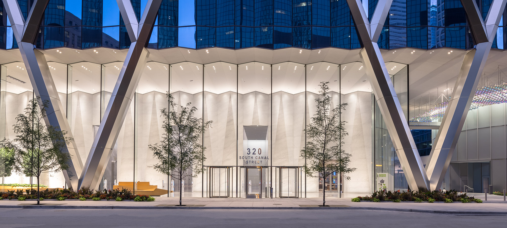 3d rendered street view of the glass 320 South Canal Street entry